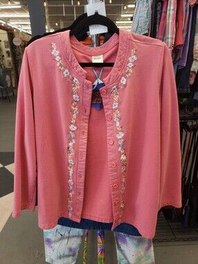 Vintage 1990s Embroidered Floral Cardigan Sweatshirt
